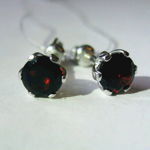 Natural Red Garnet In Sterling Silver Stud Earrings Screw Back - Picture 7 of 10
